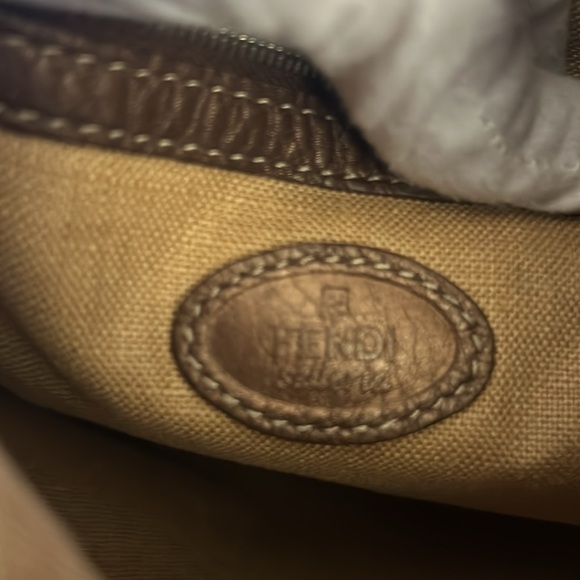 Fendi Selleria Bronze pebbled leather crossbody and matching wallet set - Picture 12 of 17